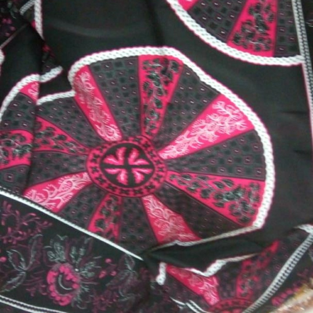 Fabrics - Picture 3 of 3